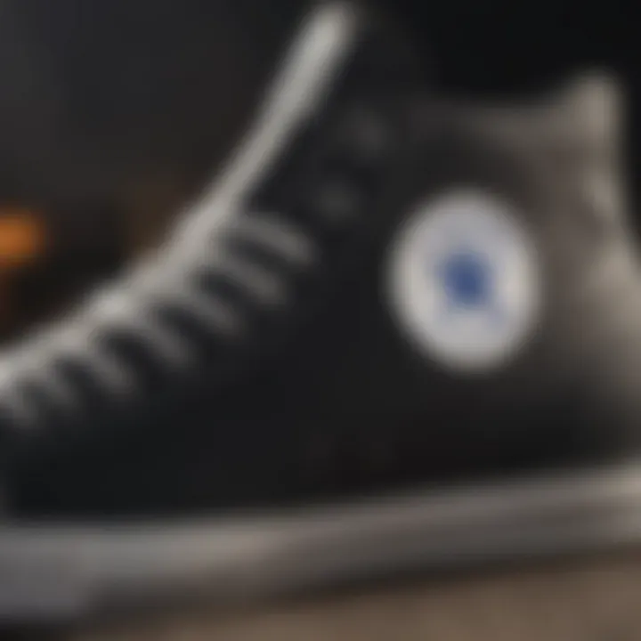 Close-up of the Chuck Taylor Street Mid sneaker highlighting its comfort features